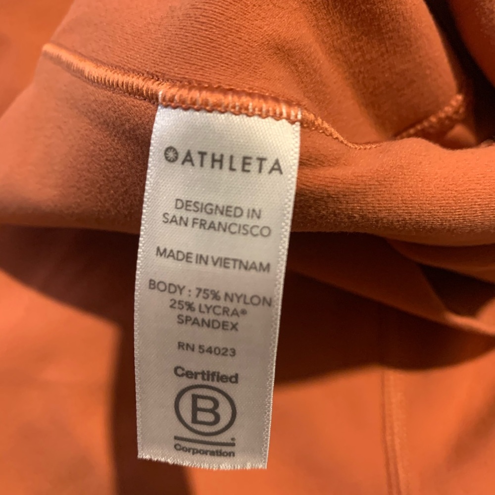 Athleta Salutation Stash Pocket Crop Tights orange - Picture 8 of 8